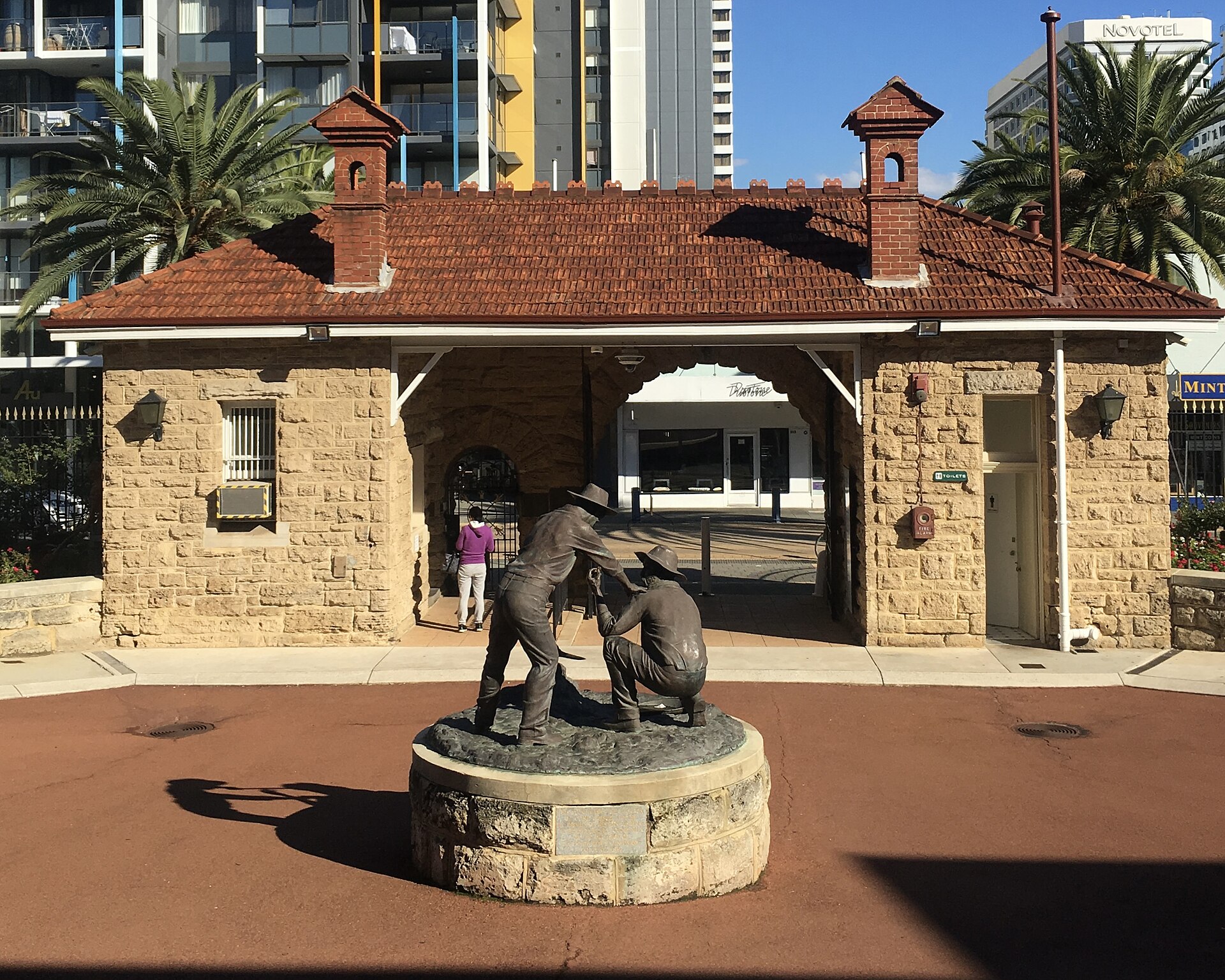 Wall Street Surge Lifts Perth Portfolios as Local Headwinds Build