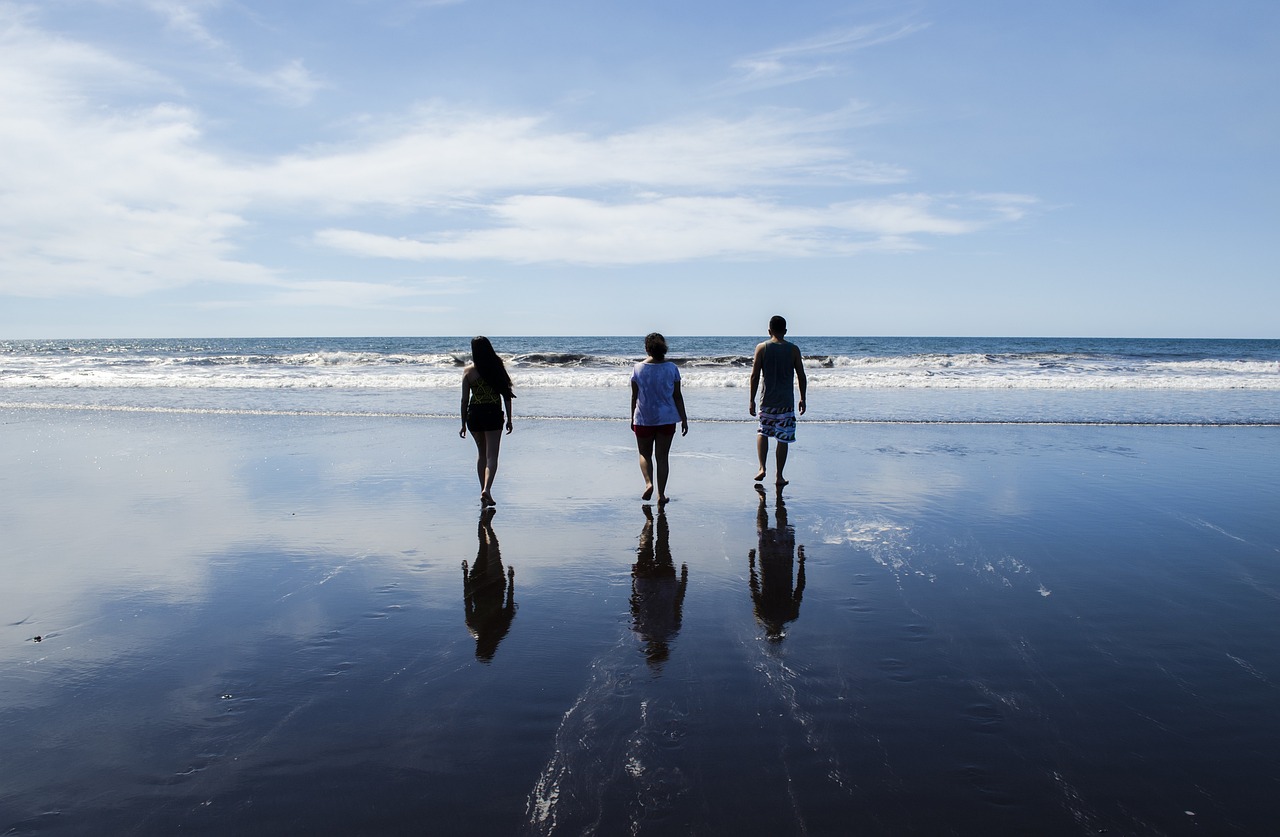 Perth Residents Launch Walking Groups for Fitness and Community Connection