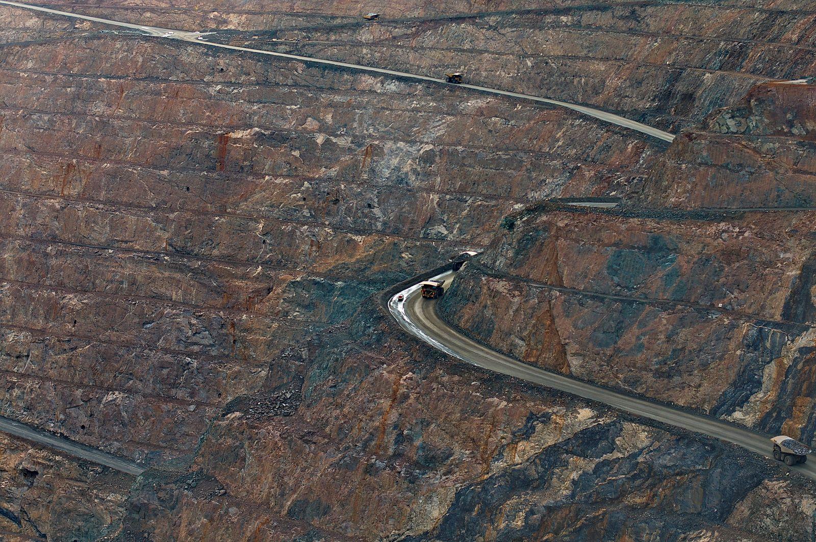 Rio Tinto and Hancock invest $1.6 billion in Pilbara iron ore expansion